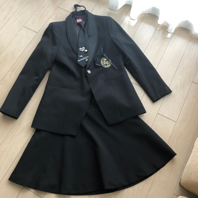 卒業式に！ジャケットとスカート送料込 キッズ/ベビー/マタニティのキッズ服女の子用(90cm~)(ドレス/フォーマル)の商品写真