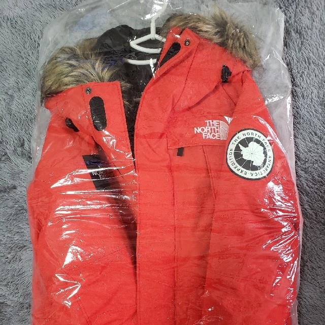 THE NORTH FACE(ザノースフェイス)のノースフェイス　アンタークティカパーカ　ダウン　　赤　バルトロ　 メンズのジャケット/アウター(ダウンジャケット)の商品写真