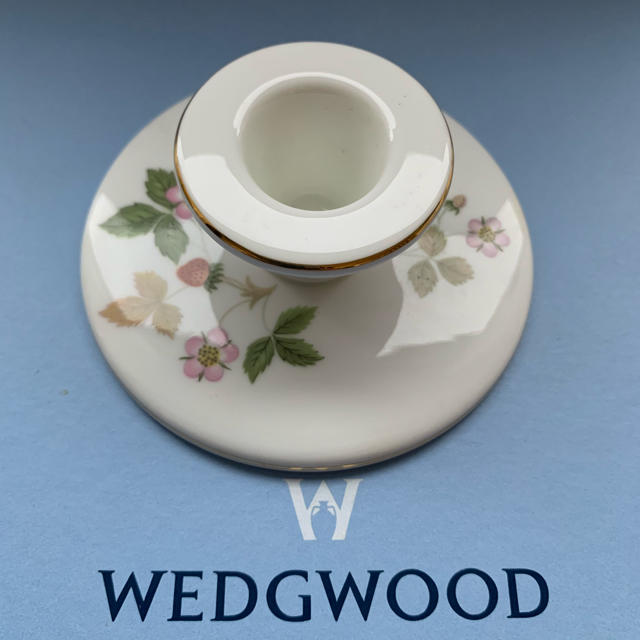 WEDGWOOD(ウェッジウッド)のWEDGWOOD ワイルドストロベリー キャンドルスタンド インテリア/住まい/日用品のインテリア小物(その他)の商品写真