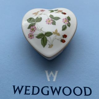 ウェッジウッド(WEDGWOOD)のWEDGWOOD ワイルドストロベリー ハートボックスS(小物入れ)