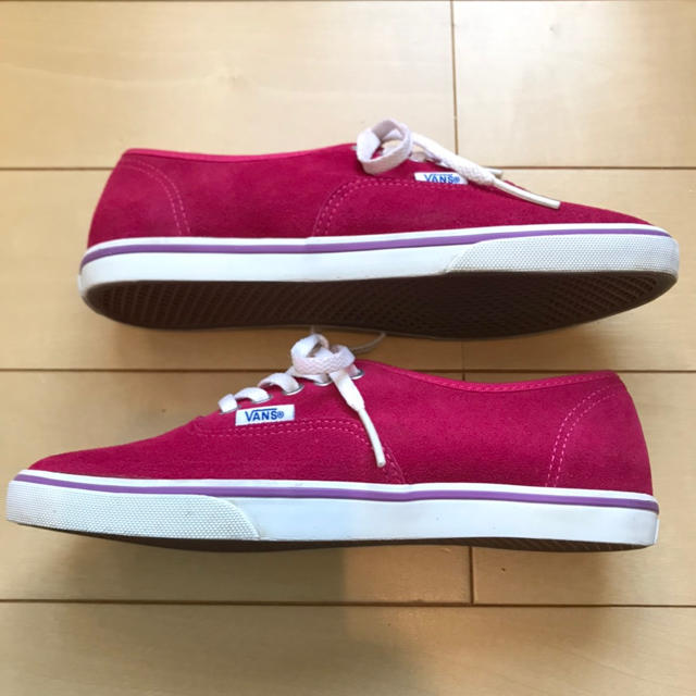 VANS(ヴァンズ)のVANS スニーカー　22.5センチ レディースの靴/シューズ(スニーカー)の商品写真