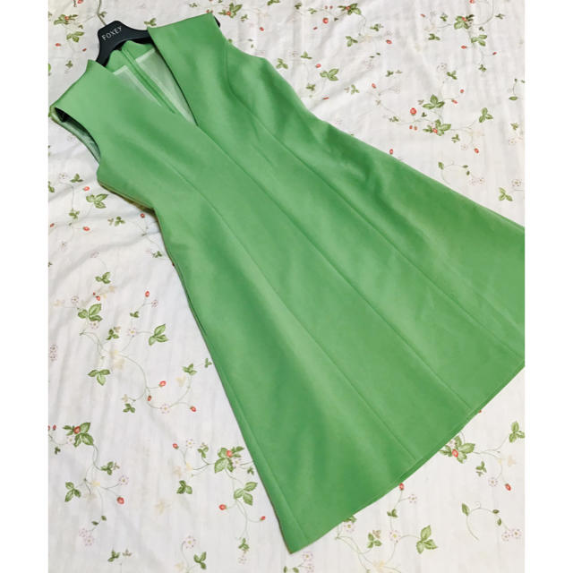 美品◇フォクシー◇フォクシーNY◇Vネック◇ノースリーブ◇ワンピース