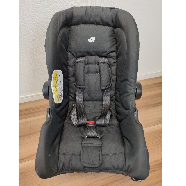 Joie (ベビー用品)(ジョイー)のジョイ― ベビーシート ジュバ i-Base付 ISOFIX キッズ/ベビー/マタニティの外出/移動用品(自動車用チャイルドシート本体)の商品写真