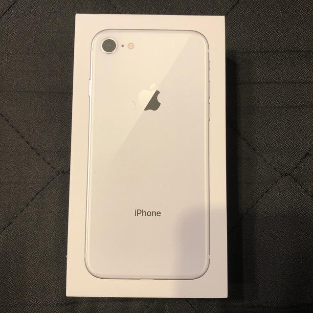 iPhone - 【新品未使用】SIMフリー iphone8 64GB シルバーの通販 by