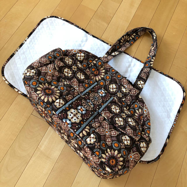 Vera Bradley(ヴェラブラッドリー)のヴェラブラッドリー*マザーズバッグ👜キャニオン*小旅行にもオススメ♬ キッズ/ベビー/マタニティのマタニティ(マザーズバッグ)の商品写真