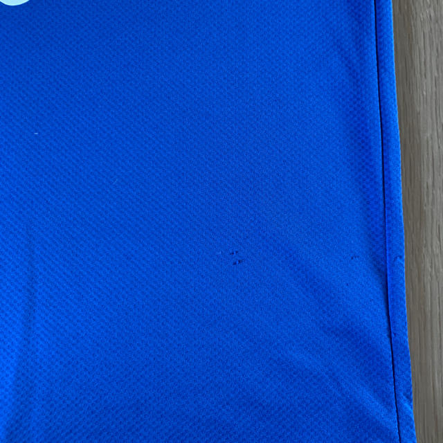 UMBRO(アンブロ)のアンブロ　シャツ　140センチ スポーツ/アウトドアのサッカー/フットサル(ウェア)の商品写真