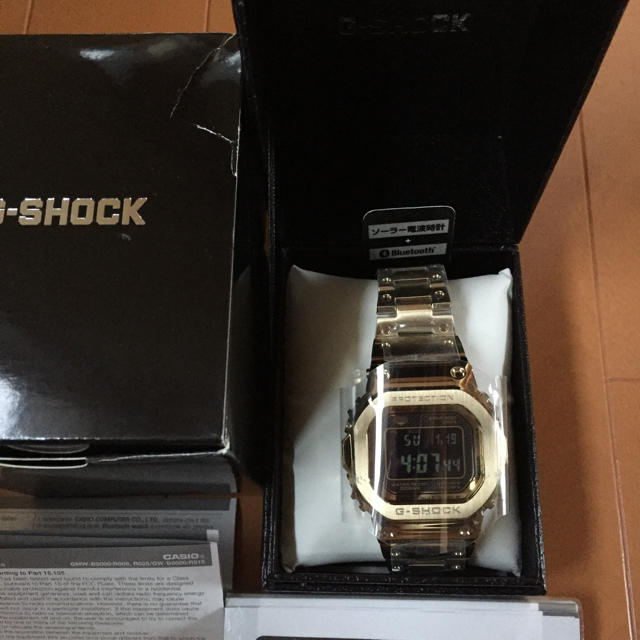 G-SHOCK(ジーショック)のCASIO G-SHOCK GMW-B5000GD-9JF フルメタル ゴールド メンズの時計(腕時計(デジタル))の商品写真