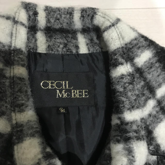 CECIL McBEE(セシルマクビー)のセシルマクビー　チェックコート レディースのジャケット/アウター(ロングコート)の商品写真