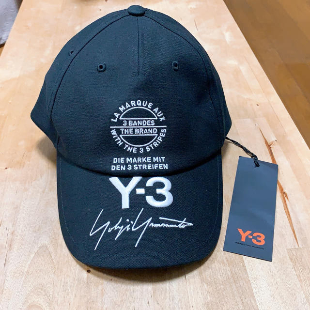 Y-3(ワイスリー)のY-3 キャップ 新品未使用 メンズの帽子(キャップ)の商品写真