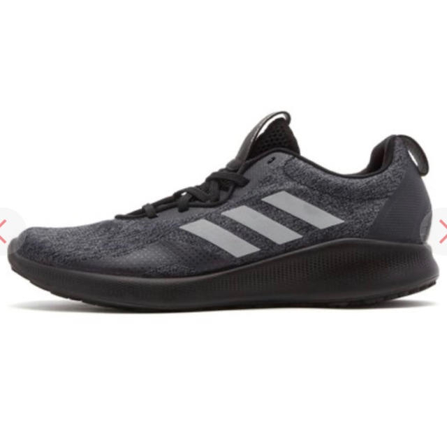 adidas(アディダス)の新品　アディダス ランニングシューズ　26センチ　グレー スポーツ/アウトドアのランニング(シューズ)の商品写真