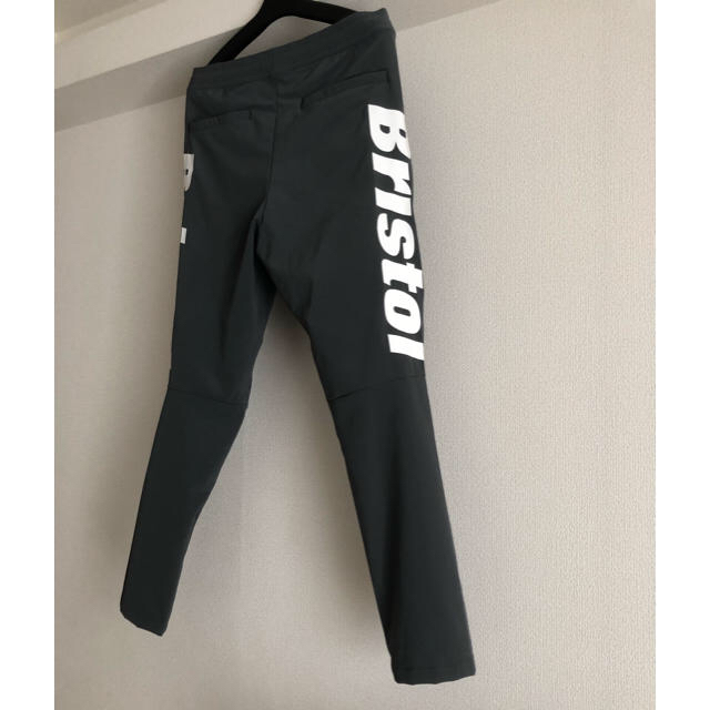 F.C.R.B.(エフシーアールビー)の【SDs様専用】FCRB 19SS WARM UP PANTS 未使用品  スポーツ/アウトドアのサッカー/フットサル(ウェア)の商品写真