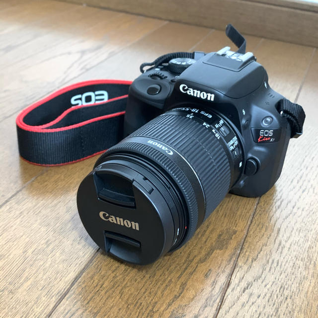 Canon EOS kiss X7 Wズームキット　一眼レフ