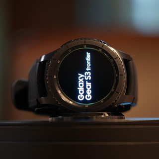 ギャラクシー(Galaxy)のオマケ充実 Galaxy Gear S3 Frontier スマートウォッチ(腕時計(デジタル))