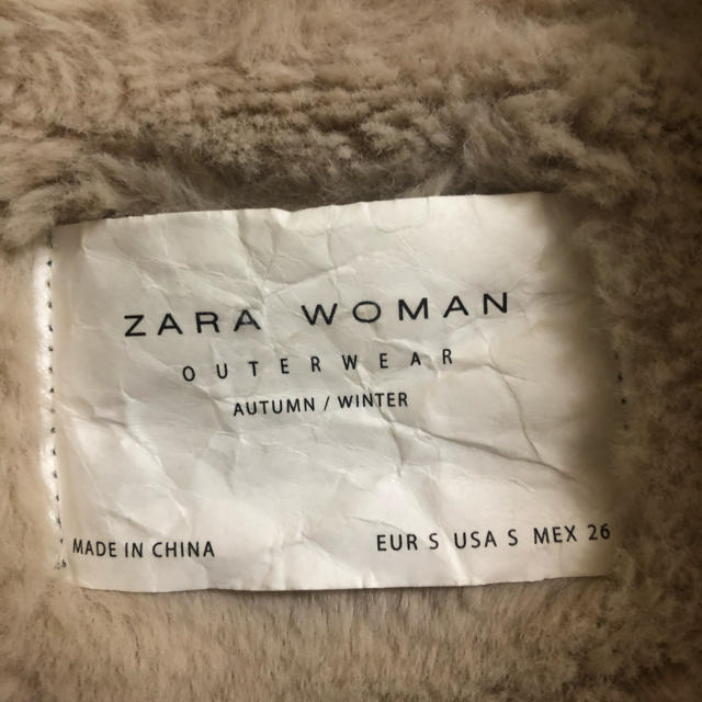 ZARA(ザラ)のZARAムートンジャケット レディースのジャケット/アウター(ムートンコート)の商品写真