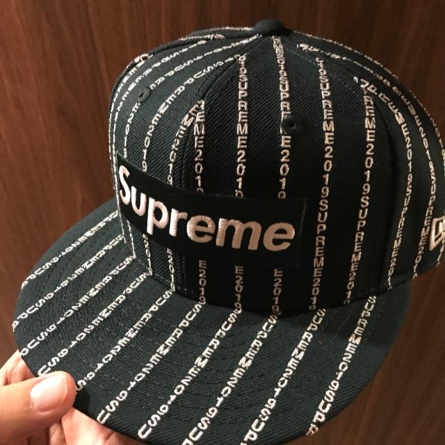 新品 supreme 19ss text stripe NEWERA greenキャップ