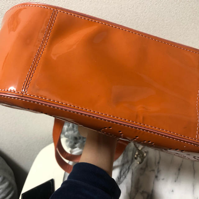 CHANEL(シャネル)の正規品　シャネル  オレンジ　バッグ レディースのバッグ(ハンドバッグ)の商品写真
