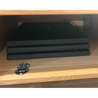 ソニー(SONY)のPS4 Pro 1TB コントローラー×2 充電スタンドセット CUH7100B(家庭用ゲーム機本体)