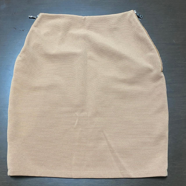 EMODA(エモダ)のEMODA サイドZIPタイトスカート レディースのスカート(ミニスカート)の商品写真
