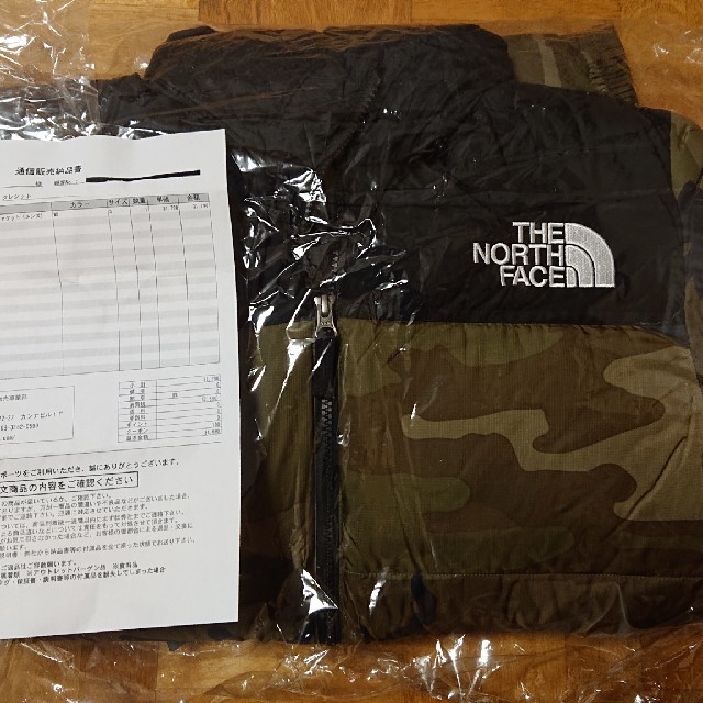 THE NORTH FACE(ザノースフェイス)のTHE NORTH FACE NOVELTY NUPTSE JACKET 迷彩 メンズのジャケット/アウター(ダウンジャケット)の商品写真