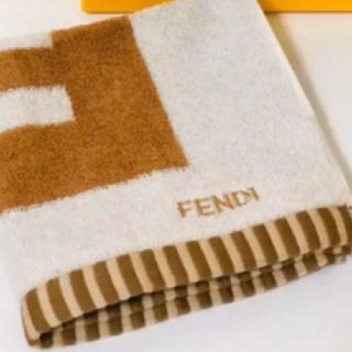 フェンディ(FENDI)のFENDI タオルハンカチ(ハンカチ)