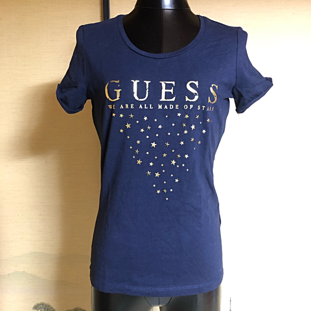 GUESS(ゲス)の【専用】新品★GUESS★Tシャツ★M★星スタッズ★ネイビー レディースのトップス(Tシャツ(半袖/袖なし))の商品写真