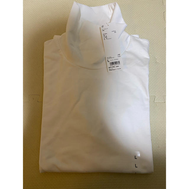 UNIQLO(ユニクロ)のユニクロU　ユニクロ　ユー　タートルネックTシャツ　ハイネック　ホワイト　L メンズのトップス(Tシャツ/カットソー(半袖/袖なし))の商品写真