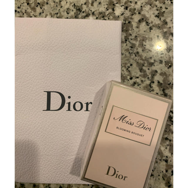 Dior(ディオール)の未開封　新品　ミス ディオール ブルーミング ブーケ　 コスメ/美容の香水(香水(女性用))の商品写真