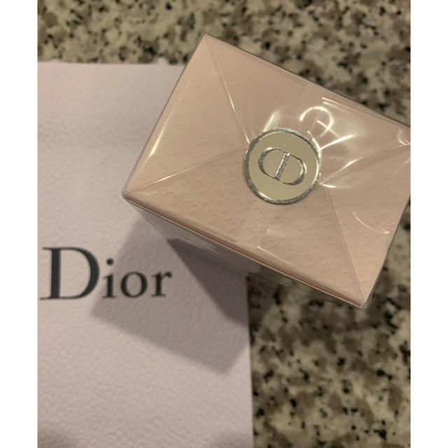 Dior(ディオール)の未開封　新品　ミス ディオール ブルーミング ブーケ　 コスメ/美容の香水(香水(女性用))の商品写真