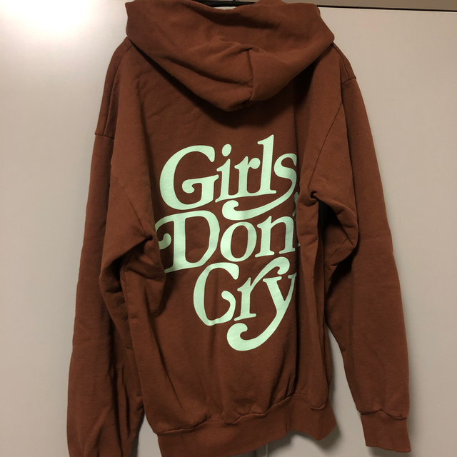 girls don't cry hoodie M