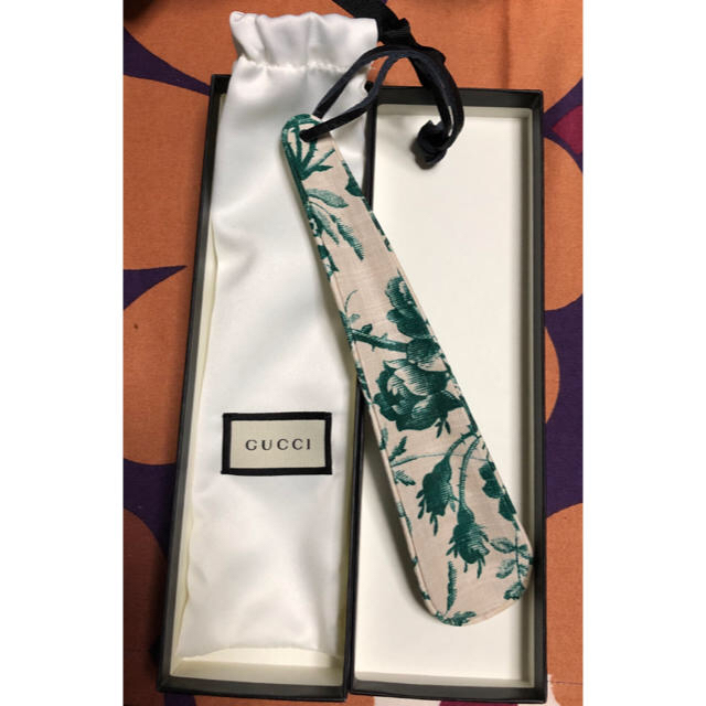 Gucci(グッチ)の【非売品】グッチ 靴べら エンタメ/ホビーのコレクション(ノベルティグッズ)の商品写真
