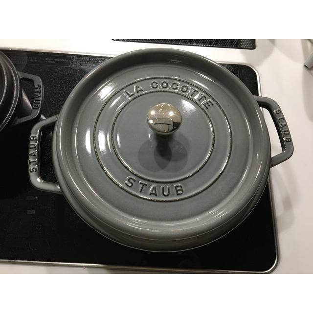 STAUB(ストウブ)のストウブ  26 インテリア/住まい/日用品のキッチン/食器(鍋/フライパン)の商品写真