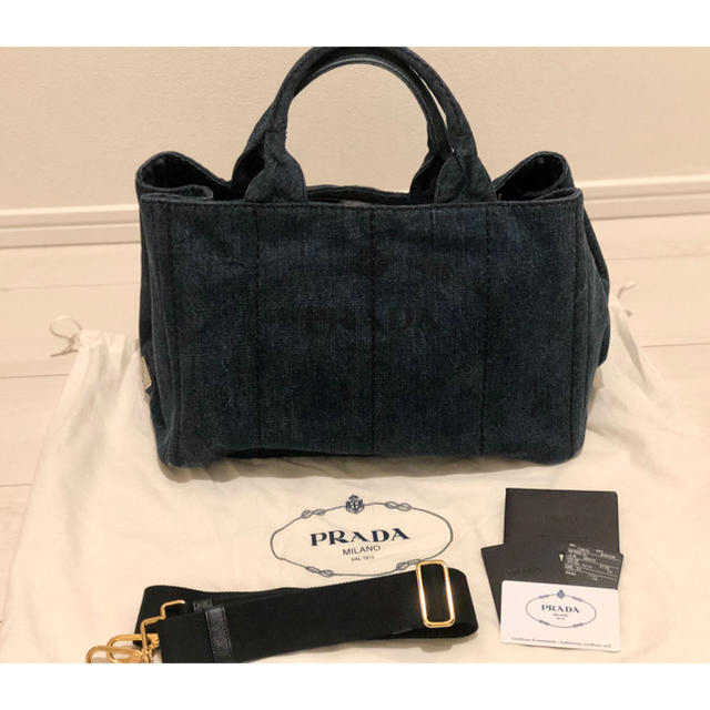 PRADA バッグ　　カナパ