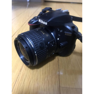 キヤノン(Canon)のカメラ　Nikon D3300(デジタル一眼)