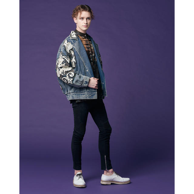 GUCCI - GUCCI ガラス装飾 デニムジャケット 46の通販 by MLS GUCCI - GUCCI ガラス装飾 デニムジャケット 46の通販 by MLS