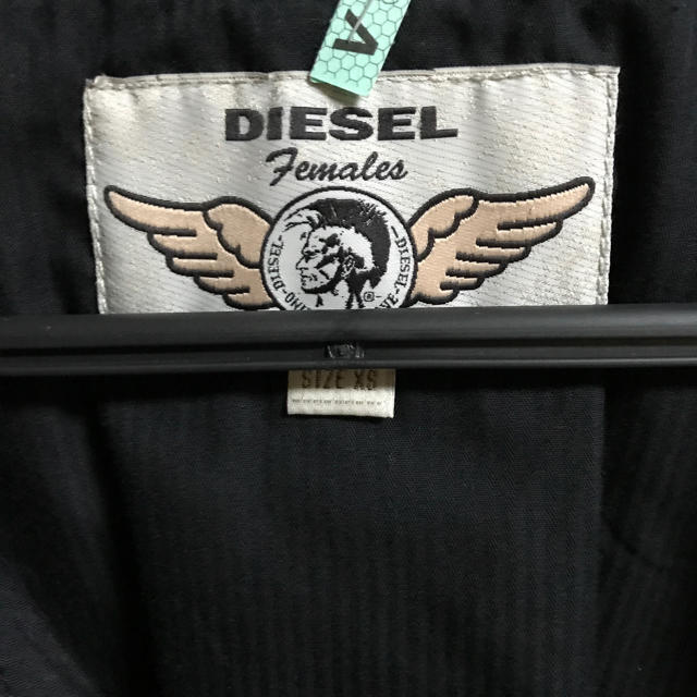 DIESEL(ディーゼル)のDIESEL 赤チェックジャケット レディースのジャケット/アウター(ライダースジャケット)の商品写真