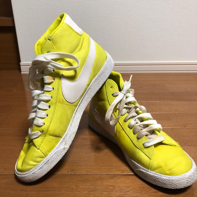 NIKE(ナイキ)のNIKE BLAZER MID VINTAGE US9.5 JPN 27.5(Y メンズの靴/シューズ(スニーカー)の商品写真