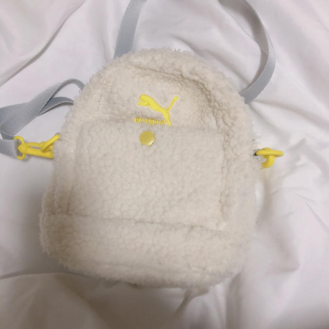 PUMA(プーマ)のpuma sherpa mini backpack ホワイト レディースのバッグ(リュック/バックパック)の商品写真
