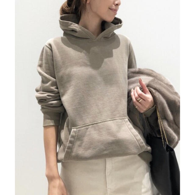 アパルトモン レミレリーフ Sweat Parka 今季新品 パーカー 2022春大特価セール! www.skytrac.ca