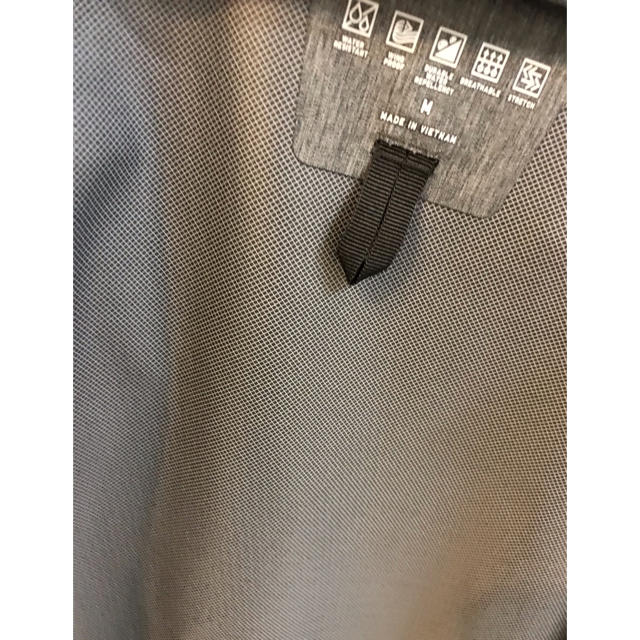 UNIQLO(ユニクロ)のユニクロ UNIQLO ブロックテックパーカー メンズのトップス(パーカー)の商品写真