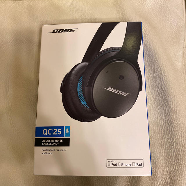 ヘッドフォン/イヤフォンBOSE QC25