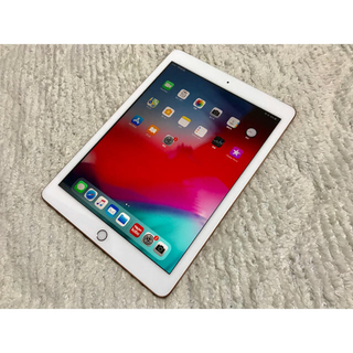 アイパッド(iPad)のiPad 第6世代 Wi-Fi + Cellular ゴールド SIMフリー(タブレット)