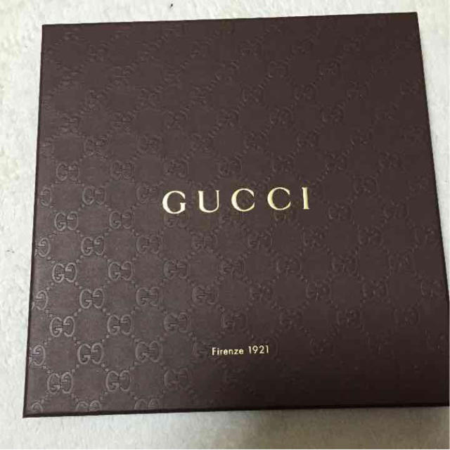 Gucci(グッチ)の最終値下 新品未使 GUCCI ストール レディースのファッション小物(ストール/パシュミナ)の商品写真