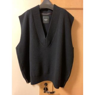 アンユーズド(UNUSED)の最終値下　UNUSED  WOOL VEST ビック ウールベスト Black(ベスト)