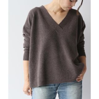 ドゥーズィエムクラス(DEUXIEME CLASSE)の極美品　ドゥーズィエムクラス　【eclat 11月号掲載】ミドルゲージKNIT(ニット/セーター)