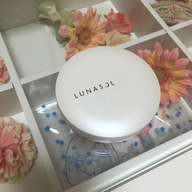 LUNASOL(ルナソル)の限定チーク✳︎2015SS コスメ/美容のベースメイク/化粧品(チーク)の商品写真