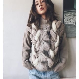 アメリヴィンテージ(Ameri VINTAGE)のFUR BRAID CABLE KNIT(ニット/セーター)