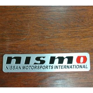 ニッサン(日産)のnismo ニスモ アルミメタルエンブレム 新品(車外アクセサリ)