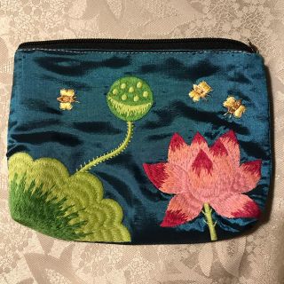 ベトナム　刺繍　ポーチ　ロータス(ポーチ)