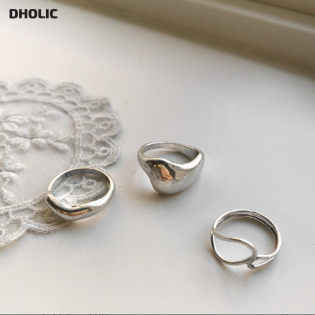 dholic(ディーホリック)の◇ワイドリング3SET◇ シルバー　マット　デザインリング レディースのアクセサリー(リング(指輪))の商品写真