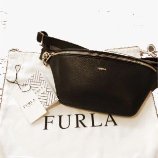 ※ミコ様専用※ FURLA ISOLA ボディバッグ ウエストバッグ